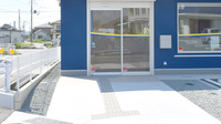 ぼうしや薬局　飾東店の入口