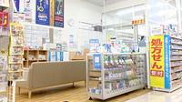 ウエルシア薬局前橋六供町店の入口