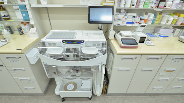 プラザ薬局　OASIS Town キセラ川西店の調剤器具