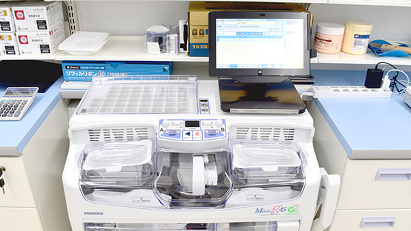 新生堂薬局　国府店の調剤器具