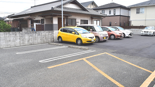 新生堂薬局　国府店の駐車場