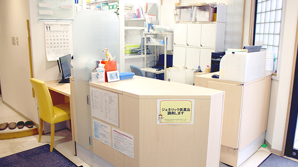 コスモ調剤薬局　菊水店の受付/カウンター