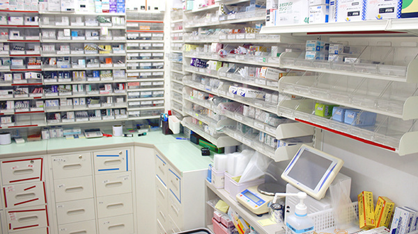 コスモ調剤薬局　菊水店の調剤室