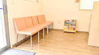 アルファ薬局　上町店の待合スペース