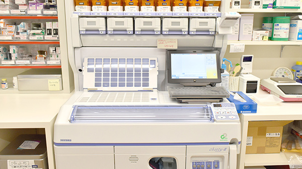 アルファ薬局　上町店の調剤器具