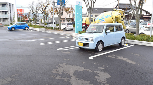 大賀薬局　大野城大城店の駐車場