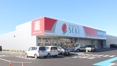 セキ薬局　久喜中央店の外観