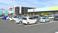 杏林堂薬局　島田稲荷店の駐車場