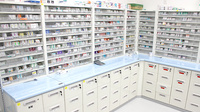 中央調剤薬局　堤支店の薬棚
