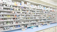 ヤナセ薬局丸山店の薬棚