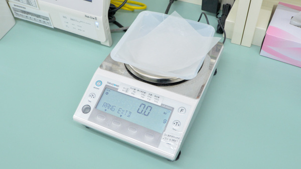 スギ薬局　小牧中央店の調剤器具