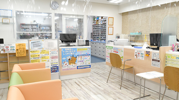うしお薬局弁天町の受付/カウンター