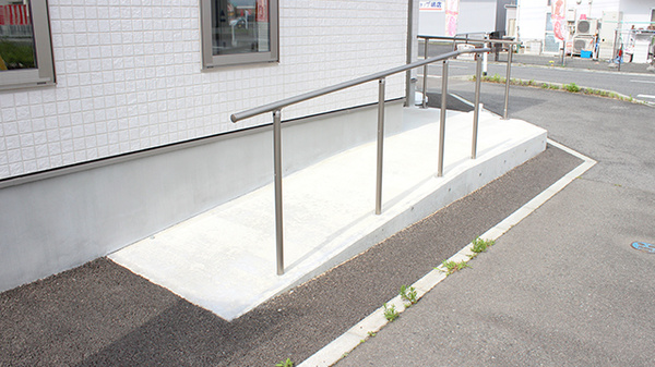 ホープ薬局嶋南店のバリアフリー設備