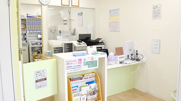 いろどり薬局北加賀屋店の受付/カウンター