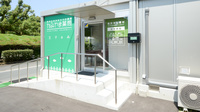 かみやま薬局の入口