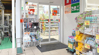 スギ薬局　西台店の入口