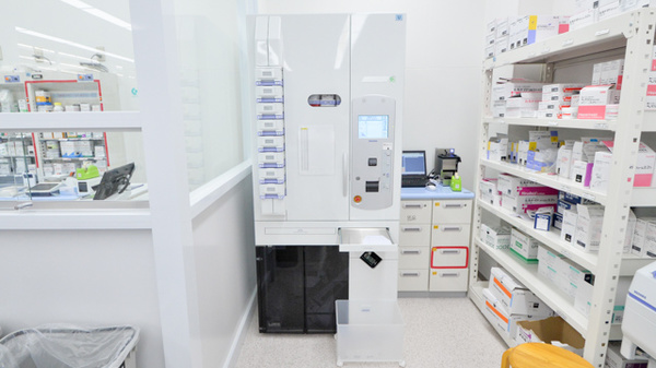 スギ薬局　名古屋大学病院店の調剤器具