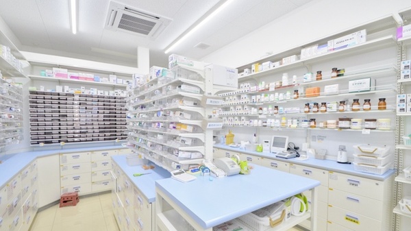 スギ薬局　岐阜城東店の調剤室