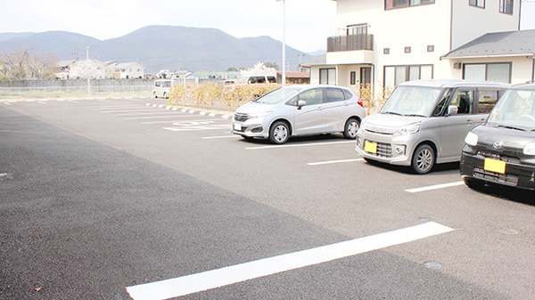 アクト調剤薬局 笹谷店の駐車場