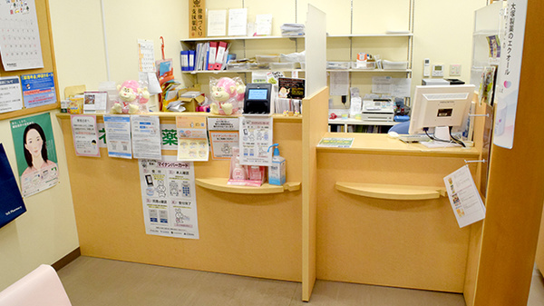 あかね薬局渡川店の受付/カウンター