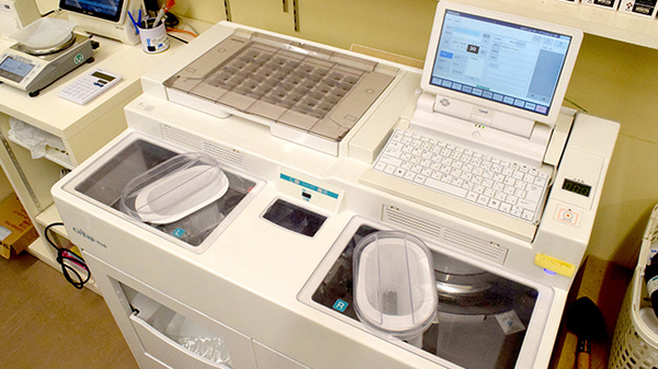 あかね薬局渡川店の調剤器具