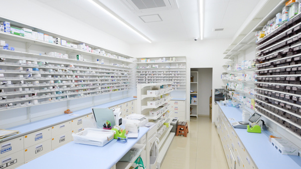 スギ薬局　古知野店の調剤室
