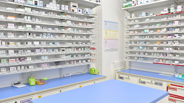 スギ薬局　北柏店の調剤室