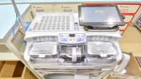 スギ薬局　南船場店の調剤器具