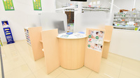 スギ薬局　東生駒店の受付/カウンター