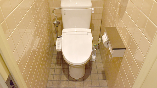 ドラッグセイムス越谷大里2号薬局のお手洗い