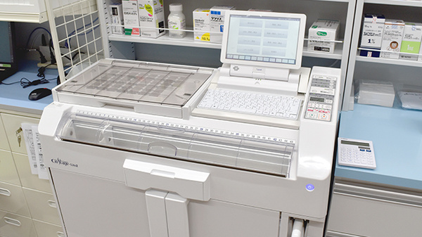 ドラッグセイムス越谷大里2号薬局の調剤器具