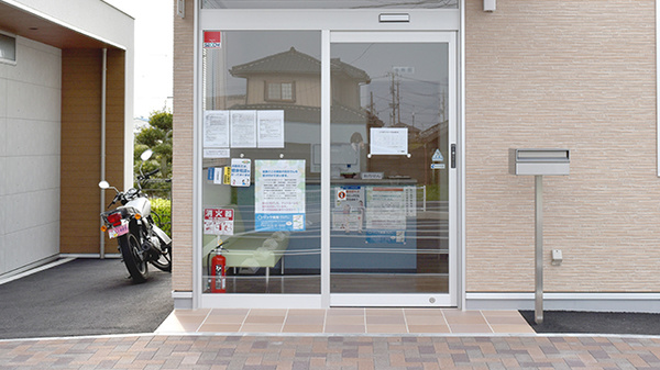 リンク薬局の入口