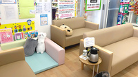 ハッピー調剤薬局青森南佃店の待合スペース