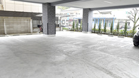 あゆみ薬局竹見台店の駐車場