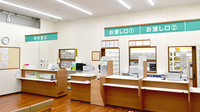 杏林堂薬局　新所原駅南店の受付/カウンター