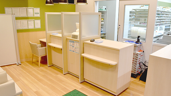 ドラッグセイムス世田谷桜新町薬局の受付/カウンター