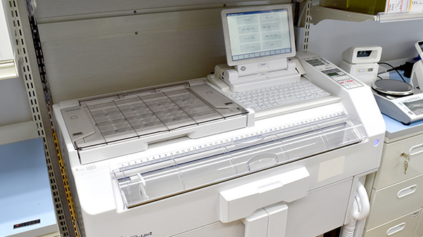 ドラッグセイムス世田谷桜新町薬局の調剤器具