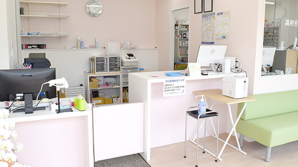 さくら薬局　高槻店の受付/カウンター