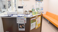 かるがも薬局　なぎつじ店の受付/カウンター