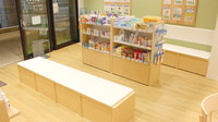 薬樹薬局　ミューザ川崎2号店の待合スペース