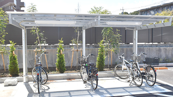 スギ薬局　八王子別所店の駐輪場