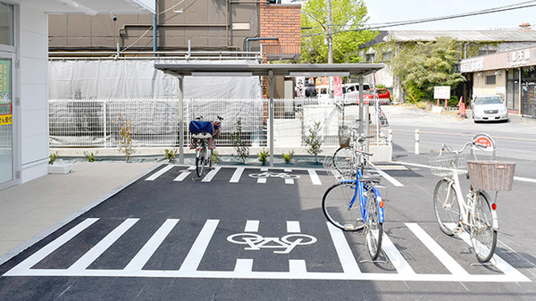 スギ薬局　川口新郷店の駐輪場