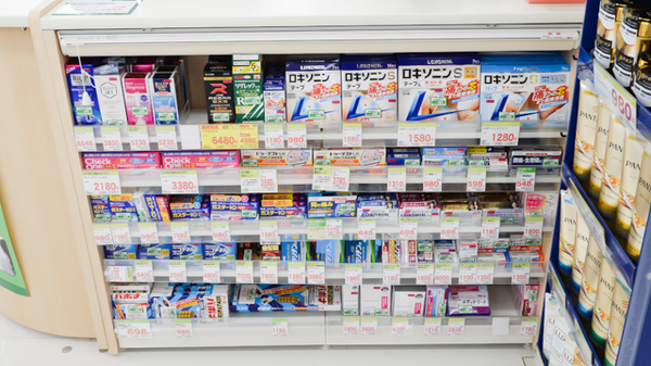 スギ薬局　松河戸店の一般医薬品