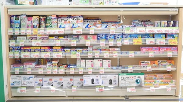 スギ薬局　岸和田小松里店の一般医薬品