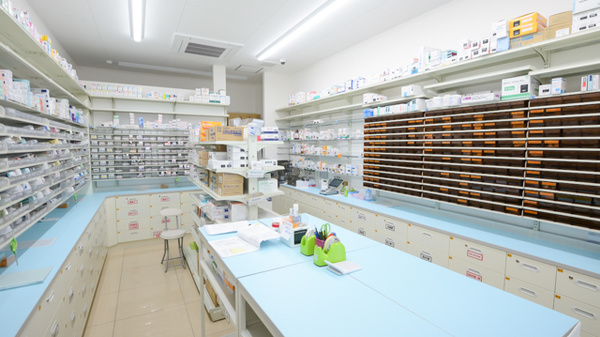スギ薬局　岸和田小松里店の調剤室