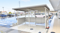 スギ薬局　畝田店の駐輪場