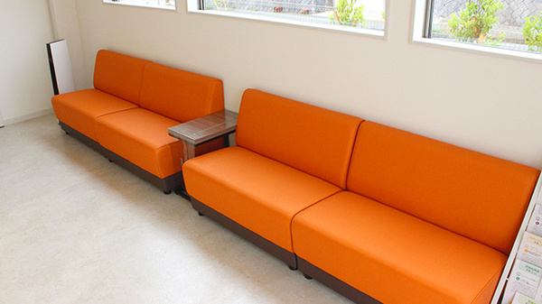 ゆず薬局の待合スペース