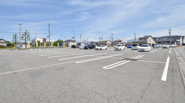 スギ薬局　小杉店の駐車場