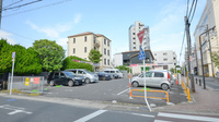 スギ薬局　本山店の駐車場