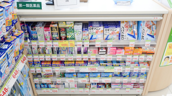スギ薬局　別名店の一般医薬品